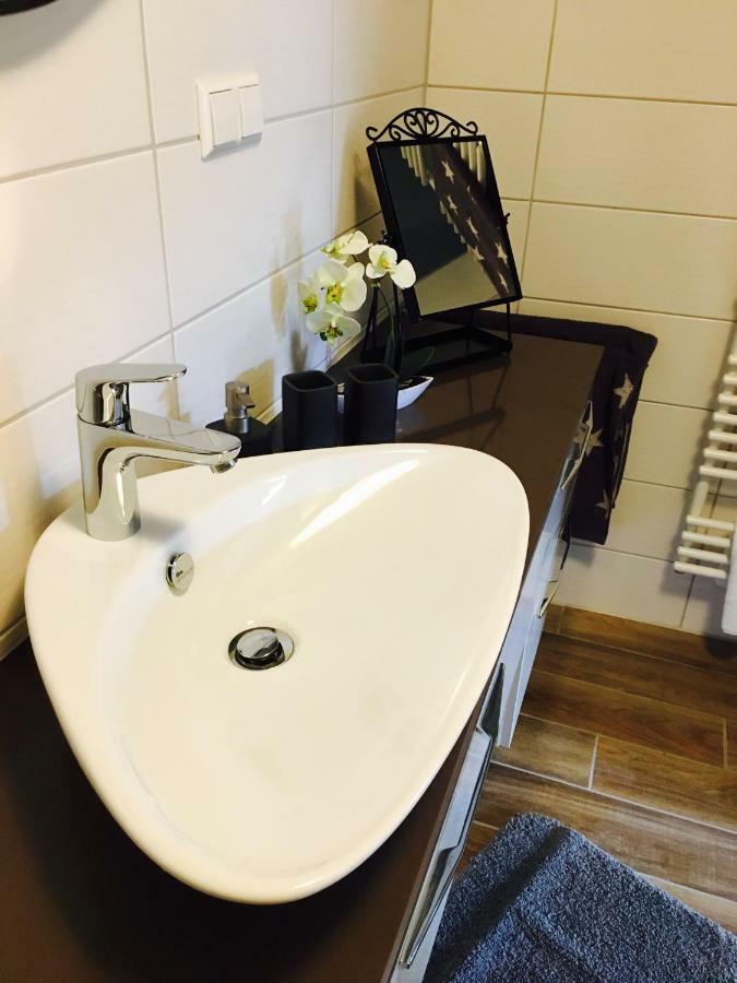 Gaestehaus Sellemols Ferienwohnung Korbmacher Heuchelheim-Klingen Екстер'єр фото