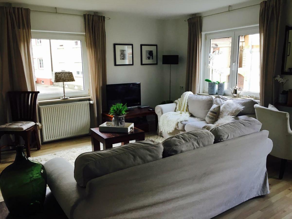 Gaestehaus Sellemols Ferienwohnung Korbmacher Heuchelheim-Klingen Екстер'єр фото