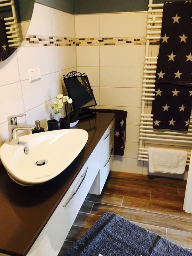Gaestehaus Sellemols Ferienwohnung Korbmacher Heuchelheim-Klingen Екстер'єр фото